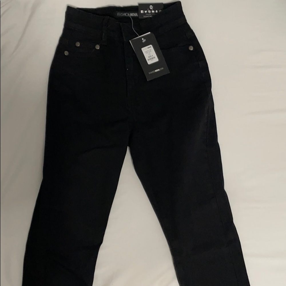 Black skinny jeans